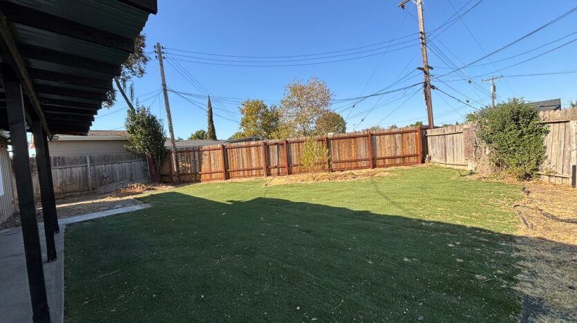 6452 Channing Dr  - North Highlands - California - 3 bed, 2 bath rental property
