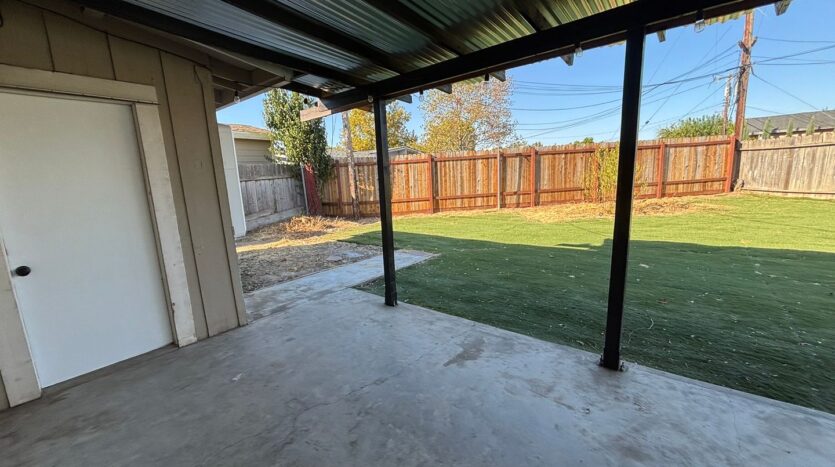 6452 Channing Dr  - North Highlands - California - 3 bed, 2 bath rental property
