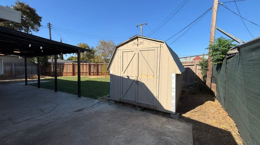 6452 Channing Dr  - North Highlands - California - 3 bed, 2 bath rental property