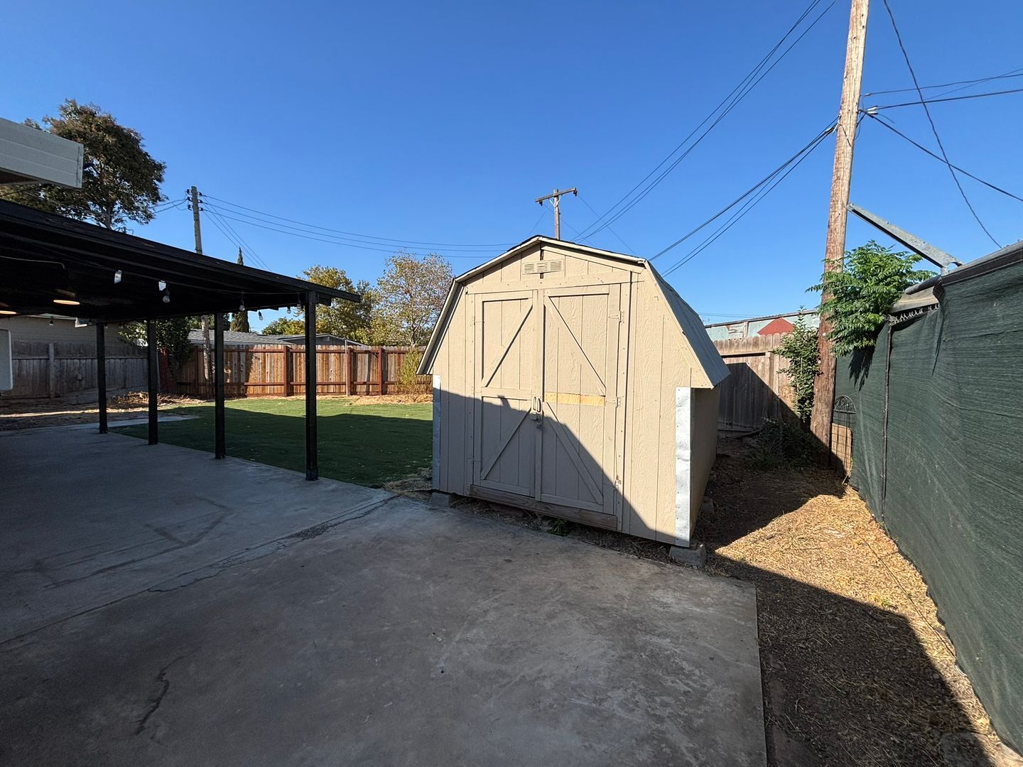 6452 Channing Dr  - North Highlands - California - 3 bed, 2 bath rental property