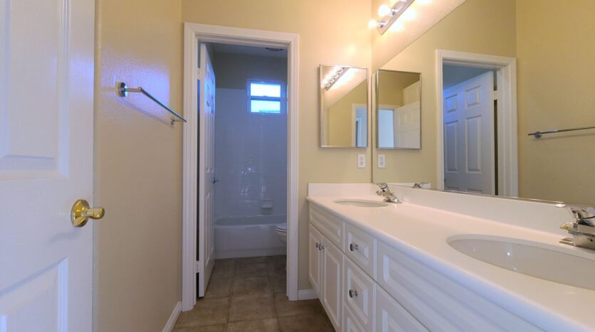 6851 Moorhen Pl. - Carlsbad - California - 4 bed, 2.5 bath rental property
