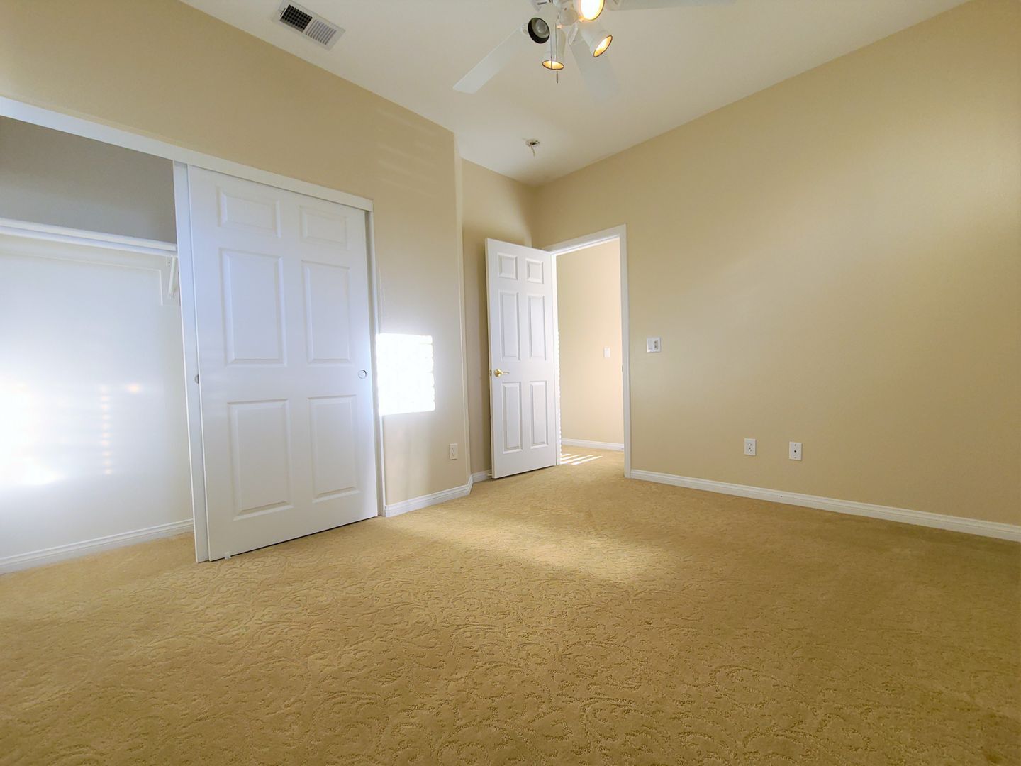 6851 Moorhen Pl. - Carlsbad - California - 4 bed, 2.5 bath rental property