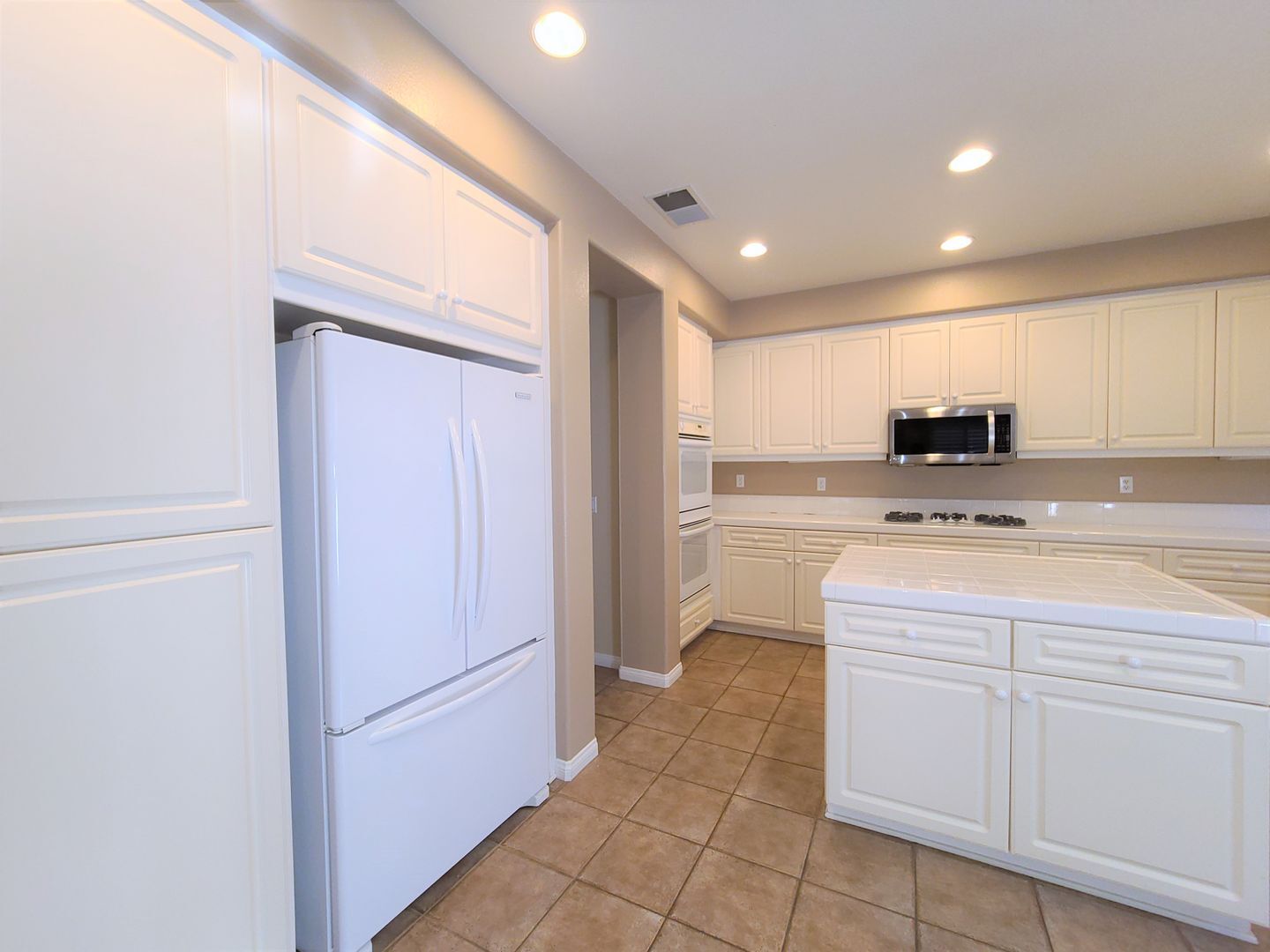 6851 Moorhen Pl. - Carlsbad - California - 4 bed, 2.5 bath rental property