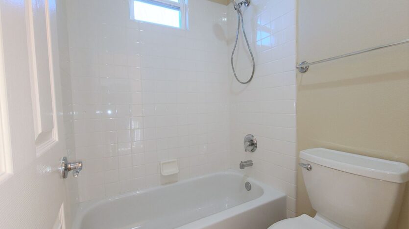 6851 Moorhen Pl. - Carlsbad - California - 4 bed, 2.5 bath rental property