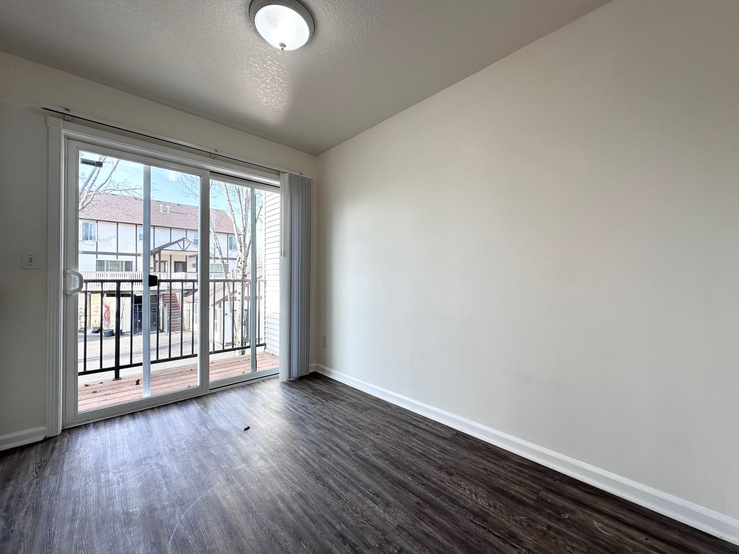 705 NE Roberts Avenue - Gresham - Oregon - 2 bed, 2.5 bath rental property