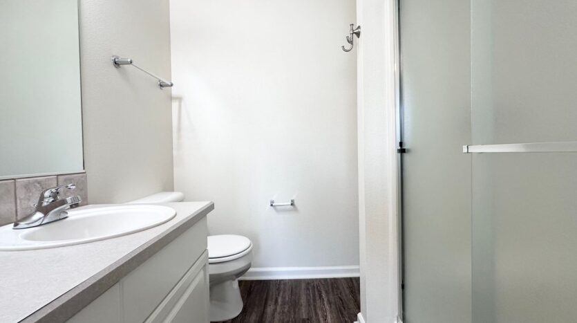 705 NE Roberts Avenue - Gresham - Oregon - 2 bed, 2.5 bath rental property