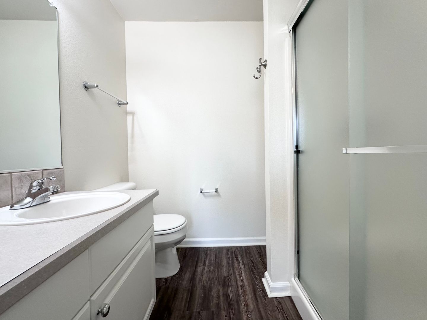 705 NE Roberts Avenue - Gresham - Oregon - 2 bed, 2.5 bath rental property