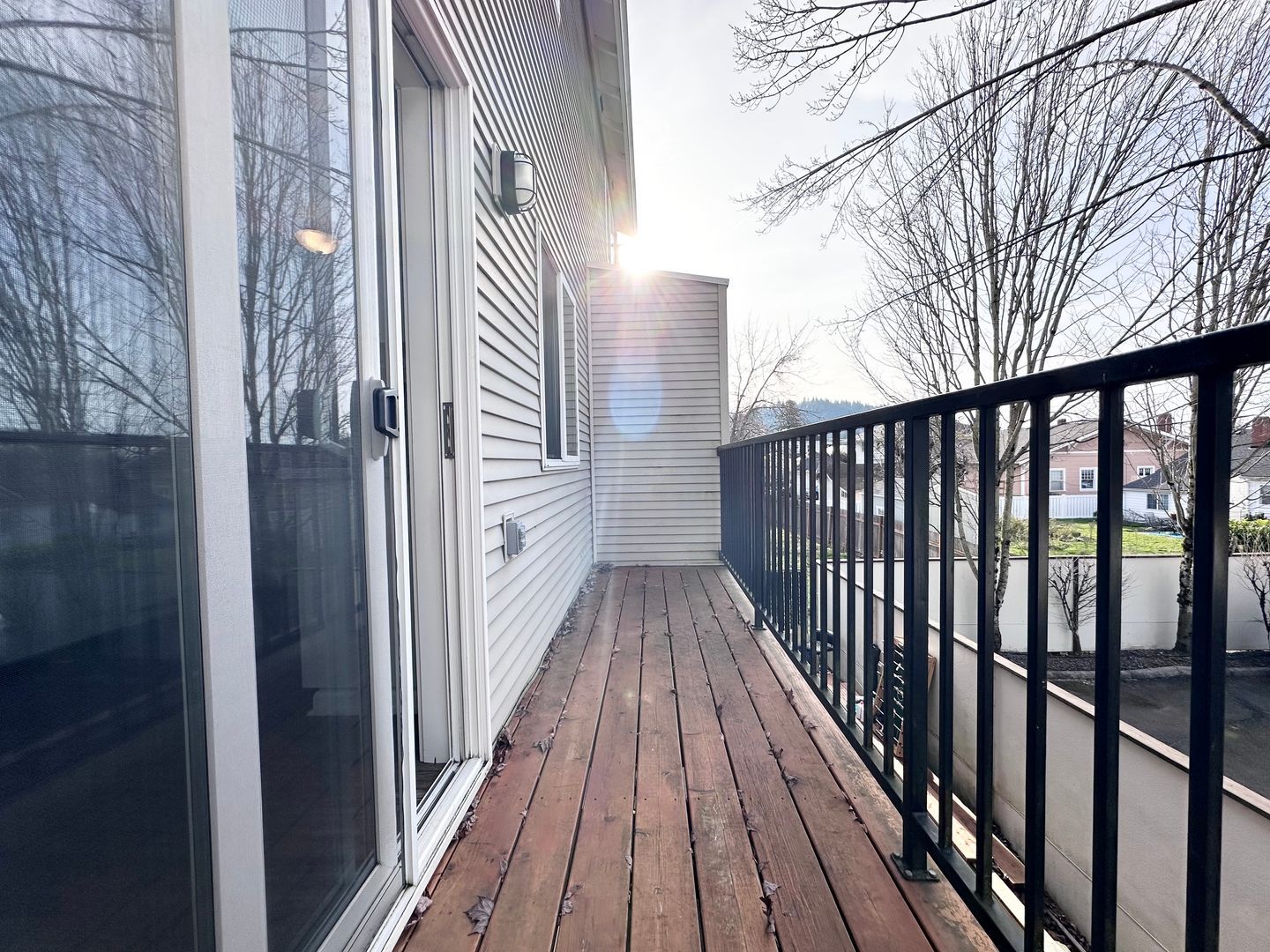 705 NE Roberts Avenue - Gresham - Oregon - 2 bed, 2.5 bath rental property
