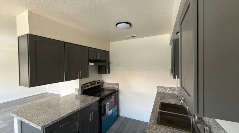 709 East Houston Avenue  Unit 09 - Visalia - California - 2 bed, 1 bath rental property