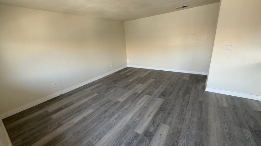 709 East Houston Avenue  Unit 09 - Visalia - California - 2 bed, 1 bath rental property