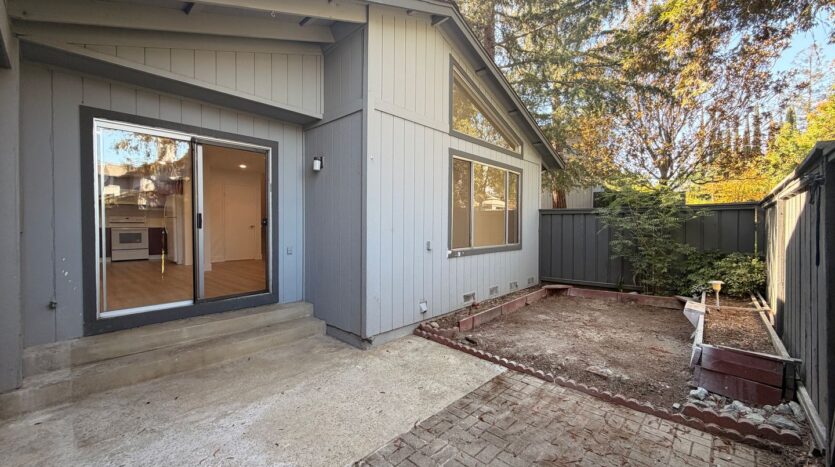 7386 Tulare Hill Drive - San Jose - California - 3 bed, 2.5 bath rental property