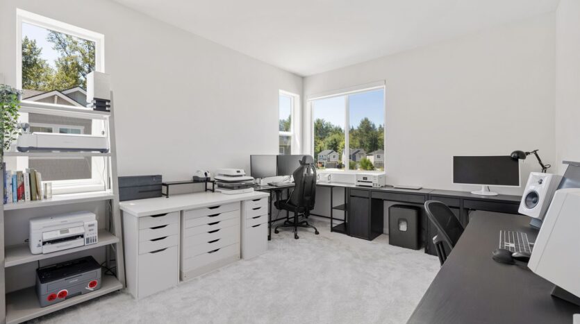 7435 87th Dr NE - Marysville - Washington - 4 bed, 3 bath rental property
