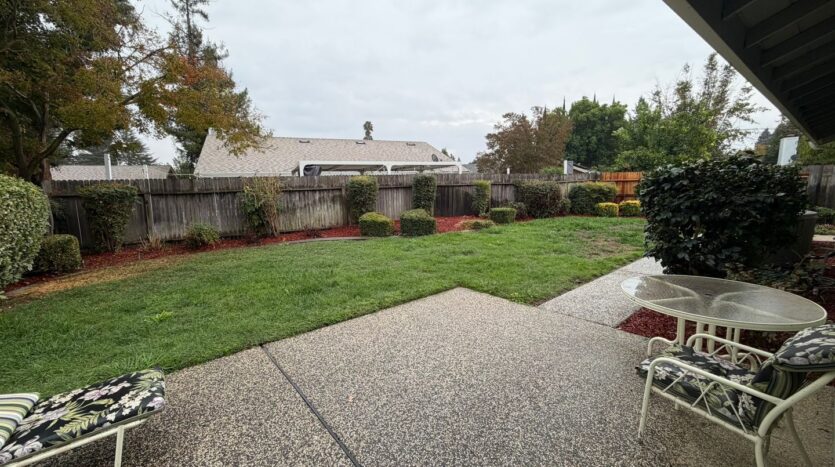 752 Harvey Way  - Sacramento - California - 3 bed, 2 bath rental property
