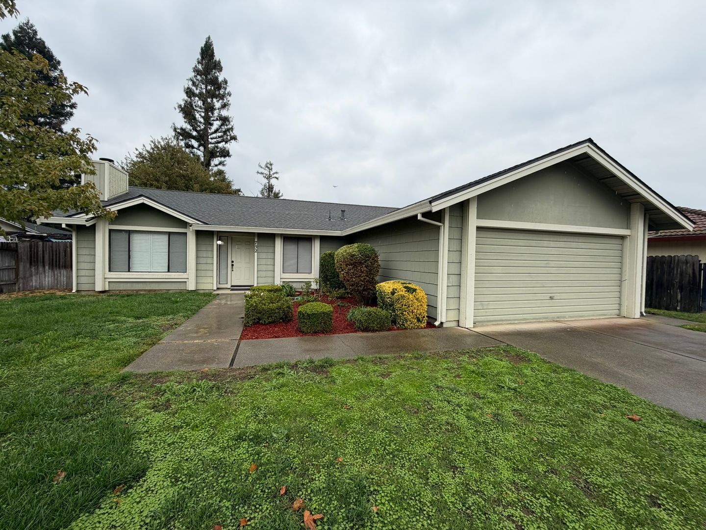 752 Harvey Way  - Sacramento - California - 3 bed, 2 bath rental property