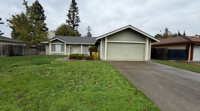 752 Harvey Way  - Sacramento - California - 3 bed, 2 bath rental property