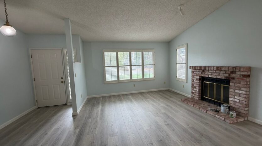 752 Harvey Way  - Sacramento - California - 3 bed, 2 bath rental property