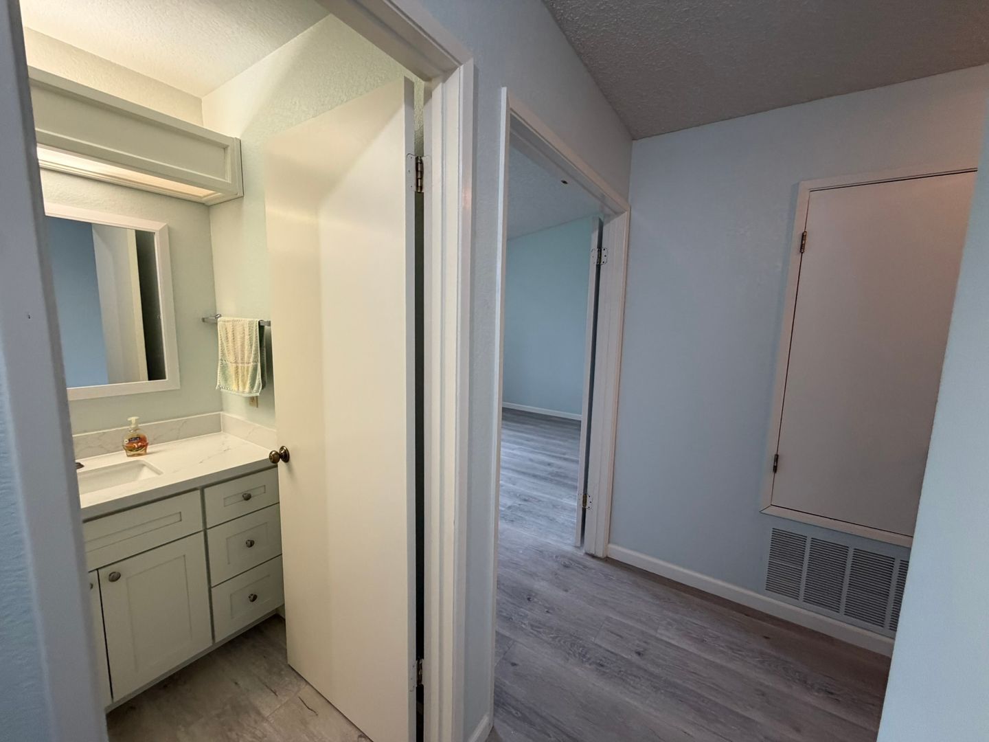 752 Harvey Way  - Sacramento - California - 3 bed, 2 bath rental property