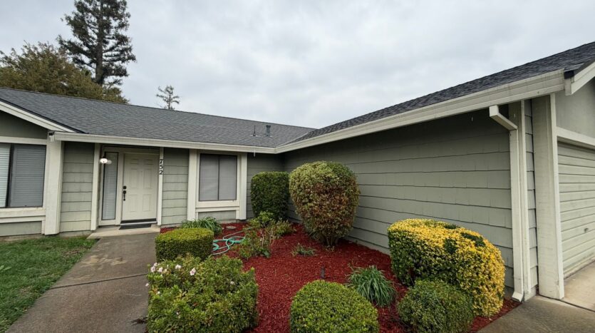 752 Harvey Way  - Sacramento - California - 3 bed, 2 bath rental property