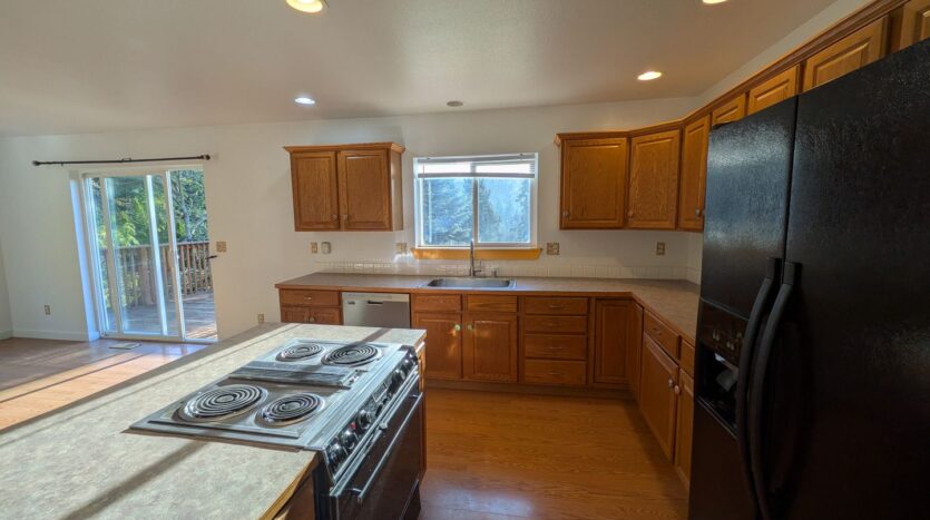 765 Summerset Way - Sedro-Woolley - Washington - 3 bed, 2 bath rental property