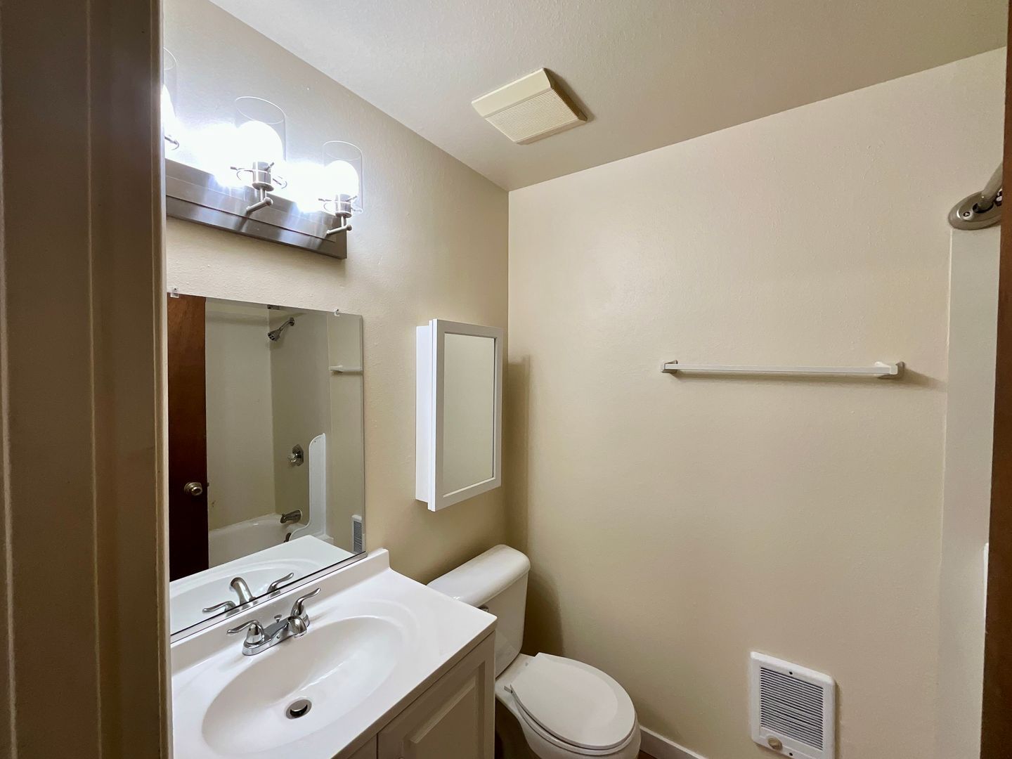 7705 Timber Hill Drive - Unit C - Everett - Washington - 2 bed, 1 bath rental property
