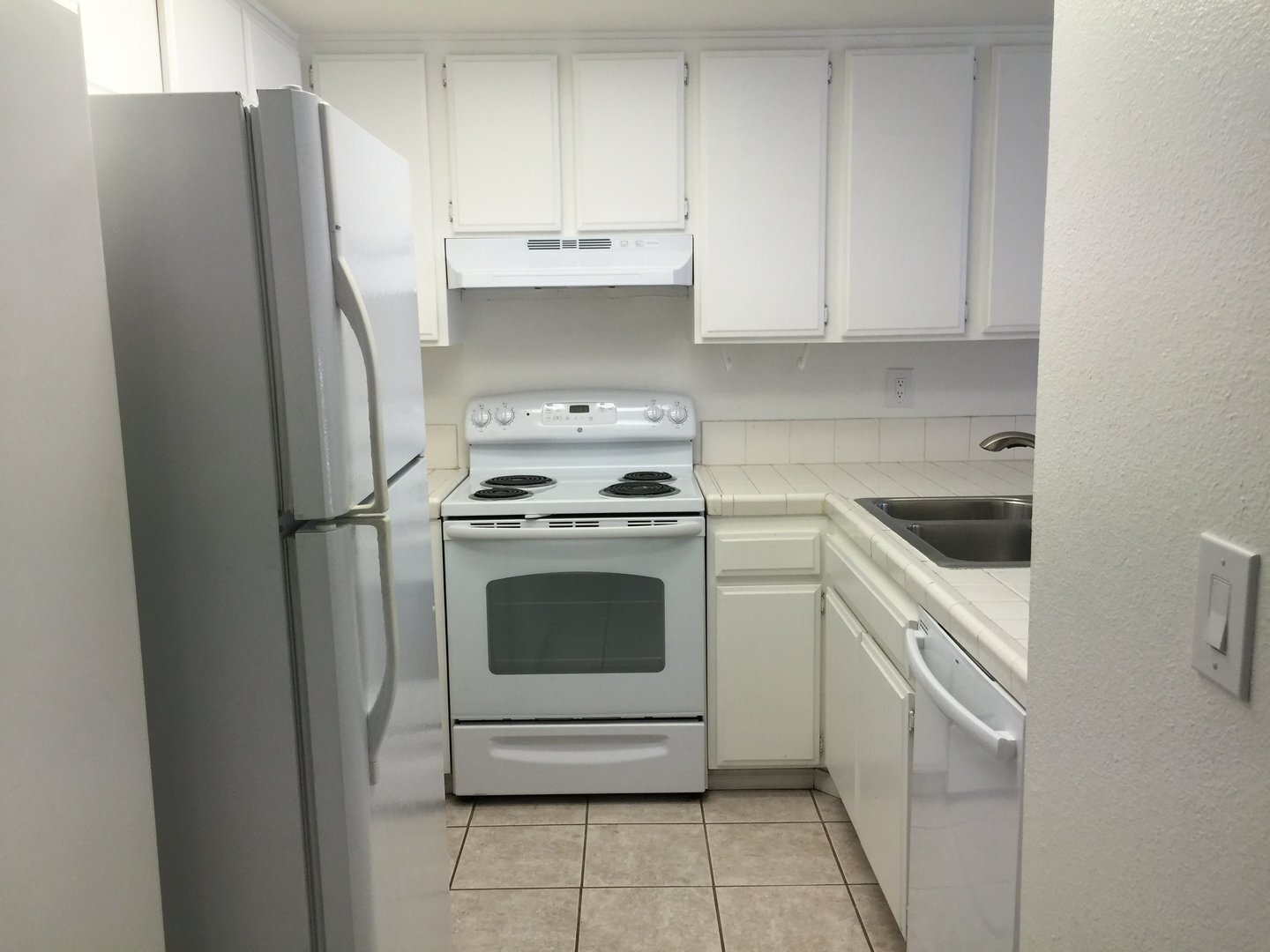 7715 Saranac Place Unit 5 - La Mesa - California - 2 bed, 2.5 bath rental property