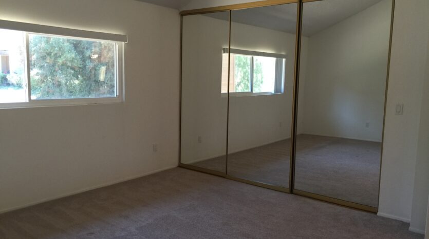 7715 Saranac Place Unit 5 - La Mesa - California - 2 bed, 2.5 bath rental property