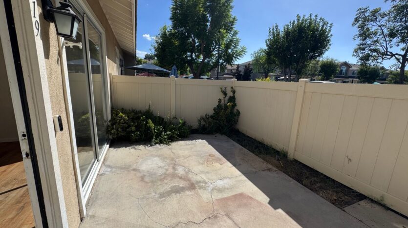 819 S. Yellowstone Way - Anaheim - California - 3 bed, 2.5 bath rental property