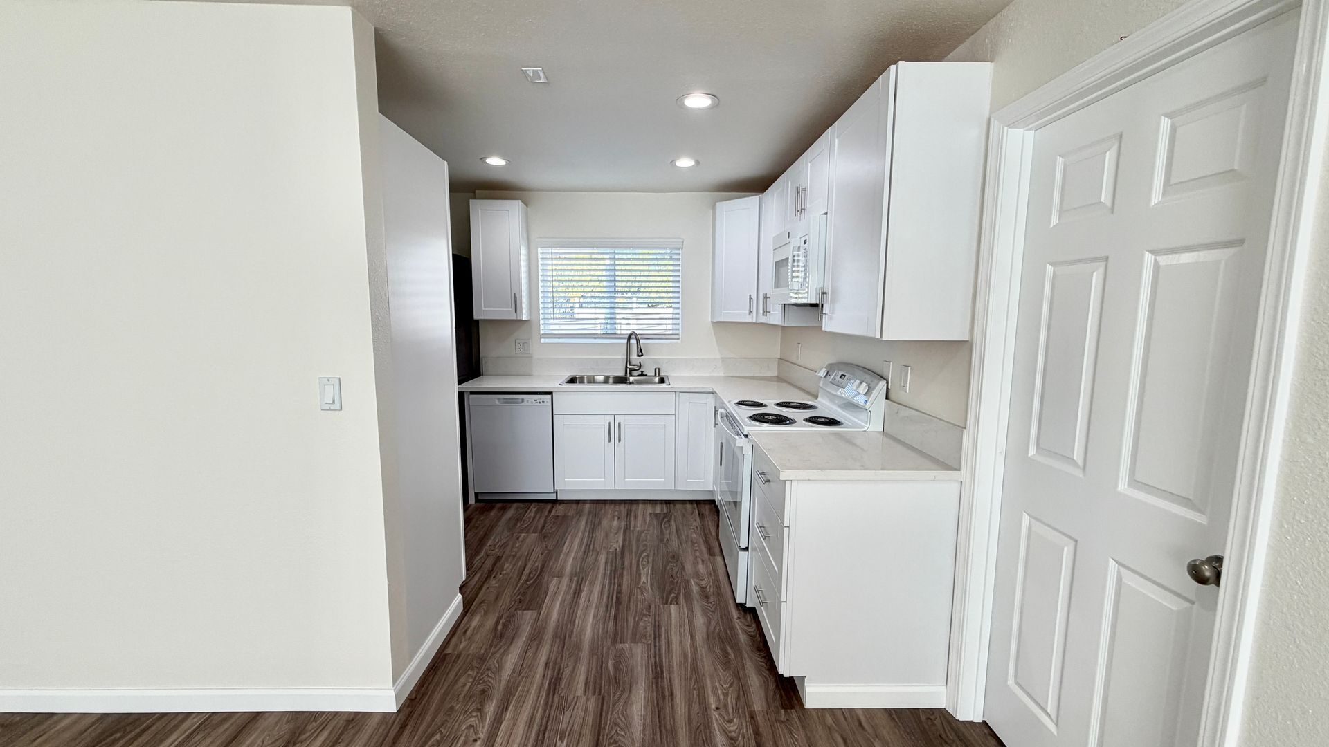 821 Old Stage Rd - Fallbrook - California - 2 bed, 2 bath rental property