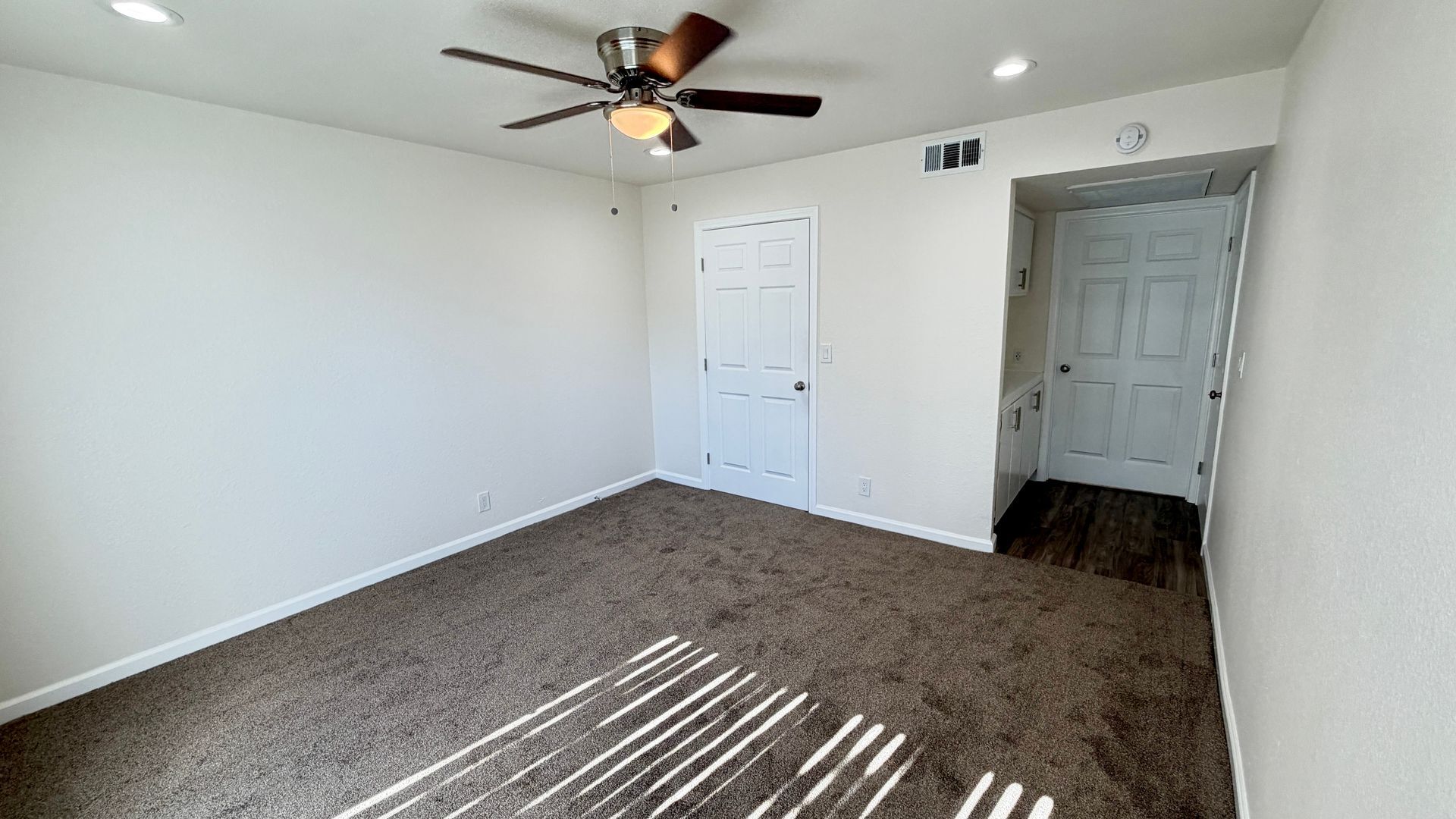 821 Old Stage Rd - Fallbrook - California - 2 bed, 2 bath rental property