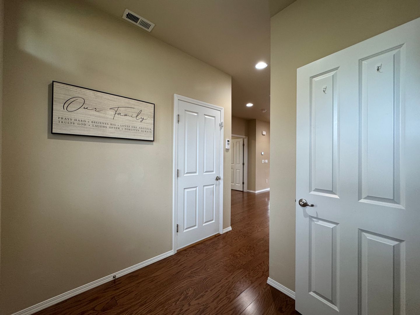 8407 72nd Pl. NE - Marysville - Washington - 5 bed, 3 bath rental property