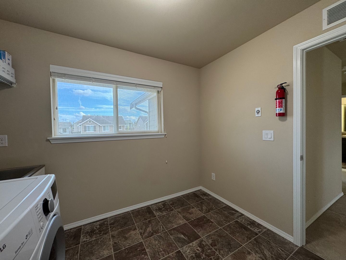 8407 72nd Pl. NE - Marysville - Washington - 5 bed, 3 bath rental property