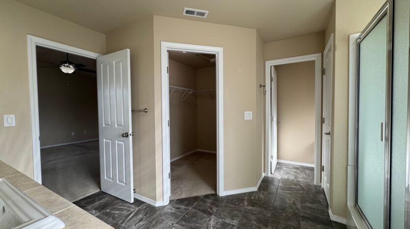 8407 72nd Pl. NE - Marysville - Washington - 5 bed, 3 bath rental property