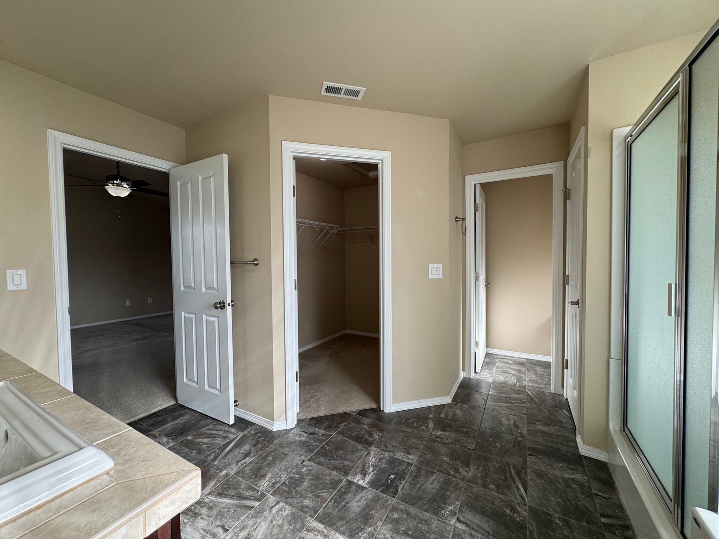 8407 72nd Pl. NE - Marysville - Washington - 5 bed, 3 bath rental property