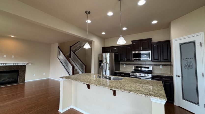 8407 72nd Pl. NE - Marysville - Washington - 5 bed, 3 bath rental property
