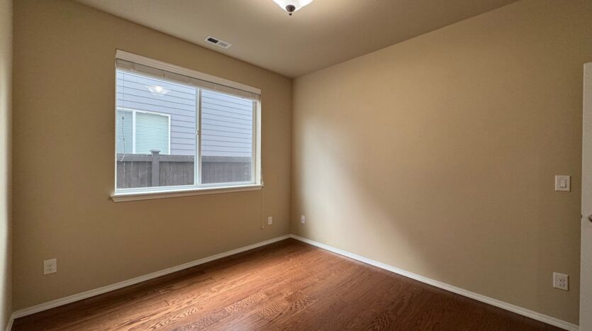 8407 72nd Pl. NE - Marysville - Washington - 5 bed, 3 bath rental property