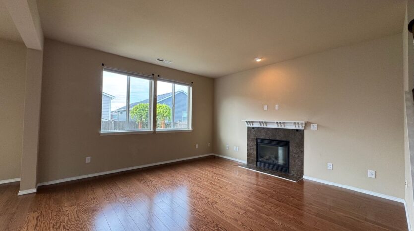 8407 72nd Pl. NE - Marysville - Washington - 5 bed, 3 bath rental property