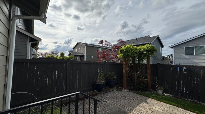 8407 72nd Pl. NE - Marysville - Washington - 5 bed, 3 bath rental property