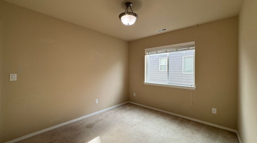 8407 72nd Pl. NE - Marysville - Washington - 5 bed, 3 bath rental property