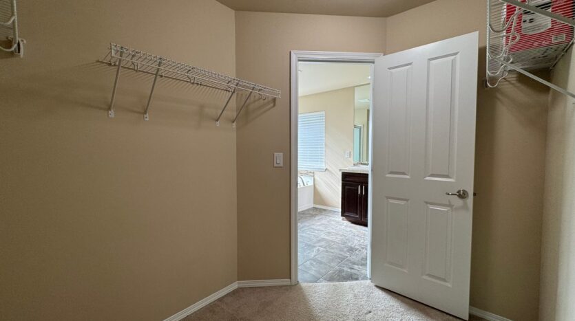 8407 72nd Pl. NE - Marysville - Washington - 5 bed, 3 bath rental property