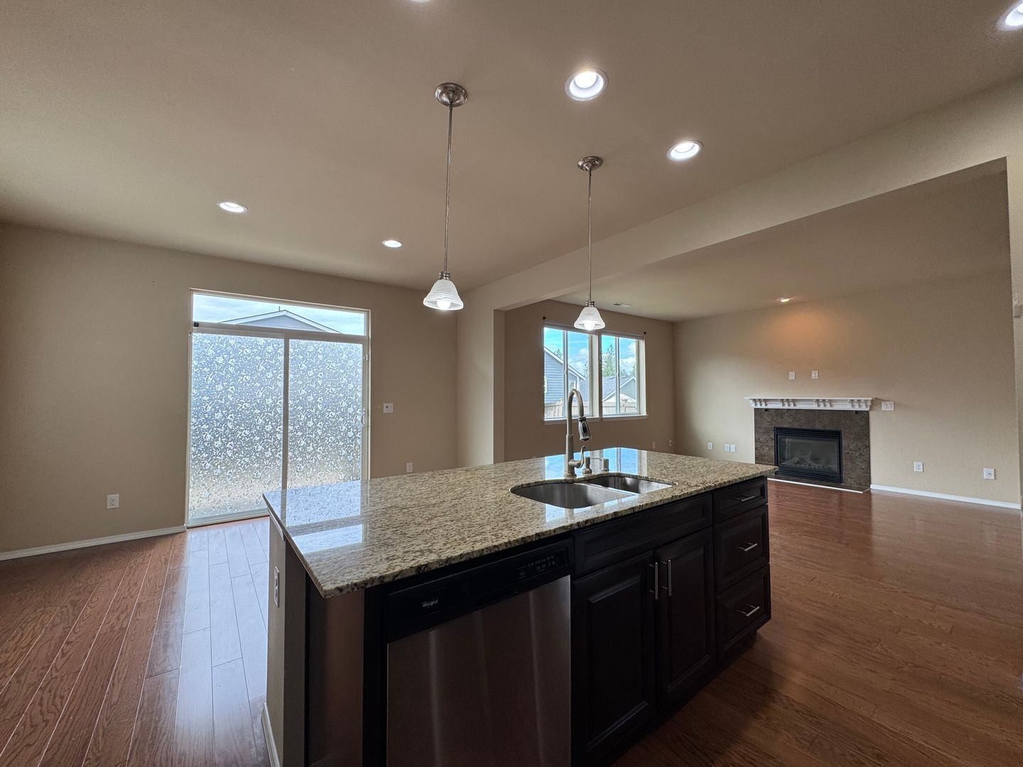 8407 72nd Pl. NE - Marysville - Washington - 5 bed, 3 bath rental property