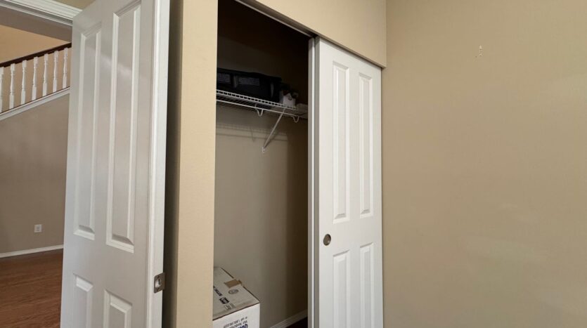 8407 72nd Pl. NE - Marysville - Washington - 5 bed, 3 bath rental property