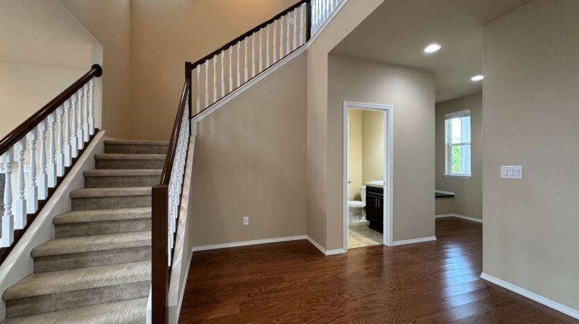 8407 72nd Pl. NE - Marysville - Washington - 5 bed, 3 bath rental property