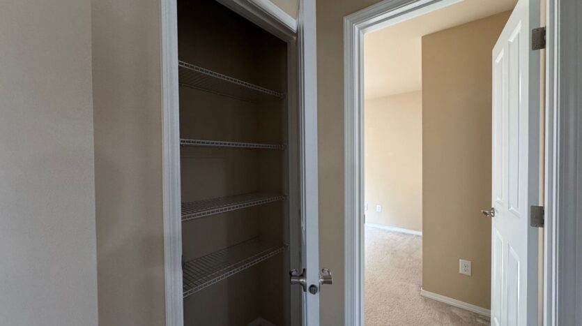 8407 72nd Pl. NE - Marysville - Washington - 5 bed, 3 bath rental property