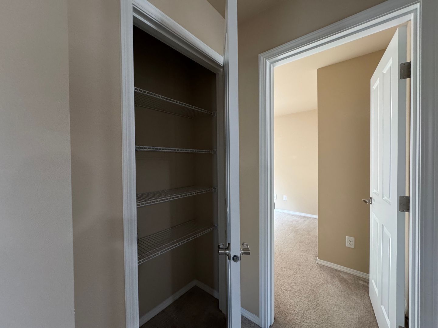 8407 72nd Pl. NE - Marysville - Washington - 5 bed, 3 bath rental property