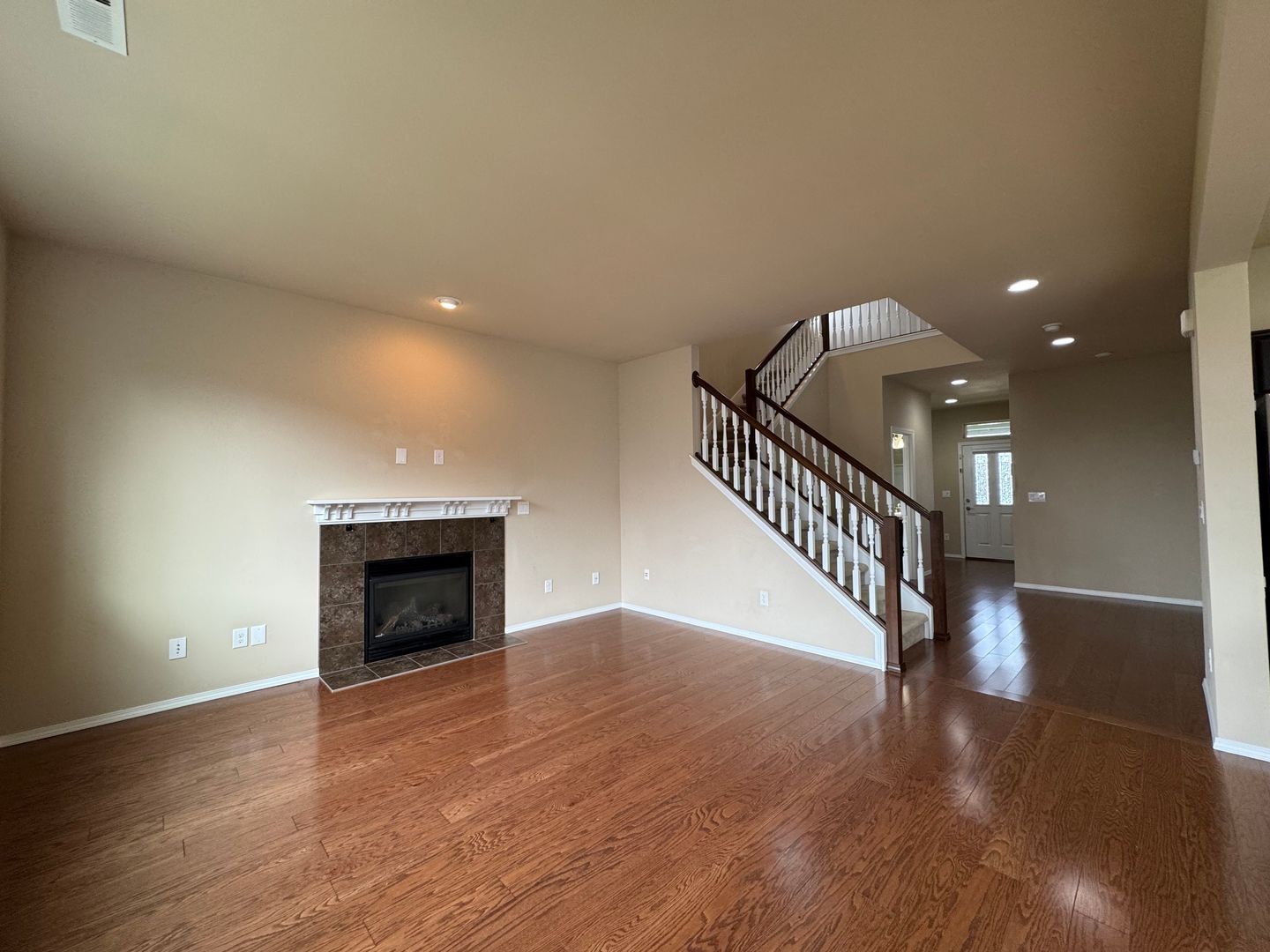 8407 72nd Pl. NE - Marysville - Washington - 5 bed, 3 bath rental property