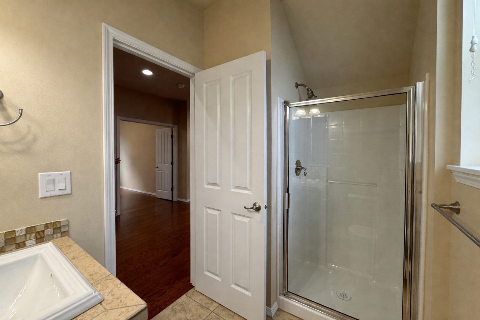 8407 72nd Pl. NE - Marysville - Washington - 5 bed, 3 bath rental property