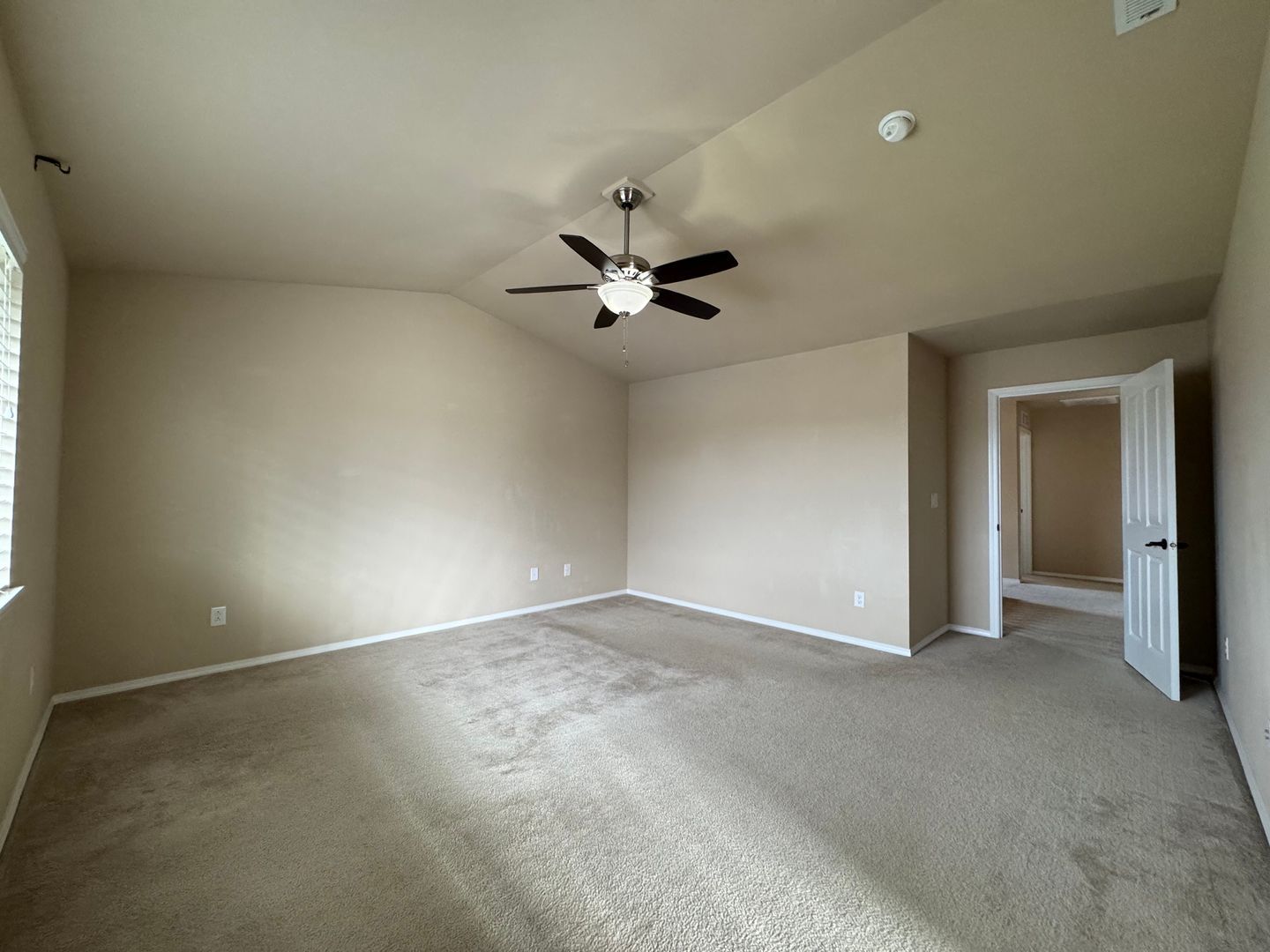 8407 72nd Pl. NE - Marysville - Washington - 5 bed, 3 bath rental property