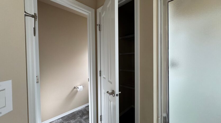 8407 72nd Pl. NE - Marysville - Washington - 5 bed, 3 bath rental property
