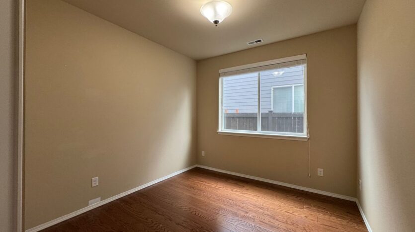 8407 72nd Pl. NE - Marysville - Washington - 5 bed, 3 bath rental property
