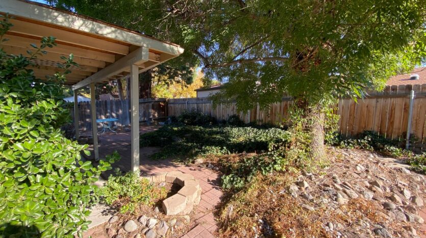 843 Glen Martin Drive - Sparks - Nevada - 5 bed, 3 bath rental property